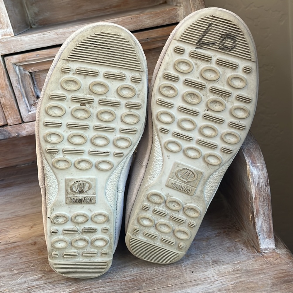 SOLD 🤍 Moon Boots with Tecnica size 6-8 - Picture 9 of 11